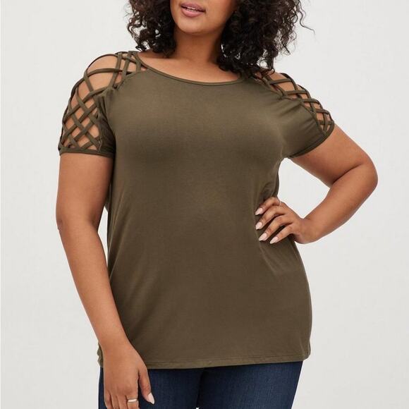 Torrid Relaxed Super Soft Crew Neck Lattice Sleeve Dolman Tee Olive Green 4/4x - Picture 1 of 7